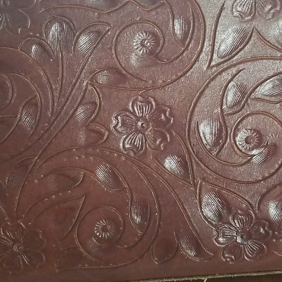 🌵Leather Hand-Tooled Purse From Mexico - Picture 2 of 9
